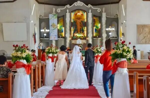 菲律宾结婚证要经过哪个部门认证才生效？