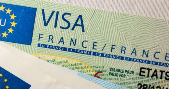 法国签证出签后哪种领取方式比较方便